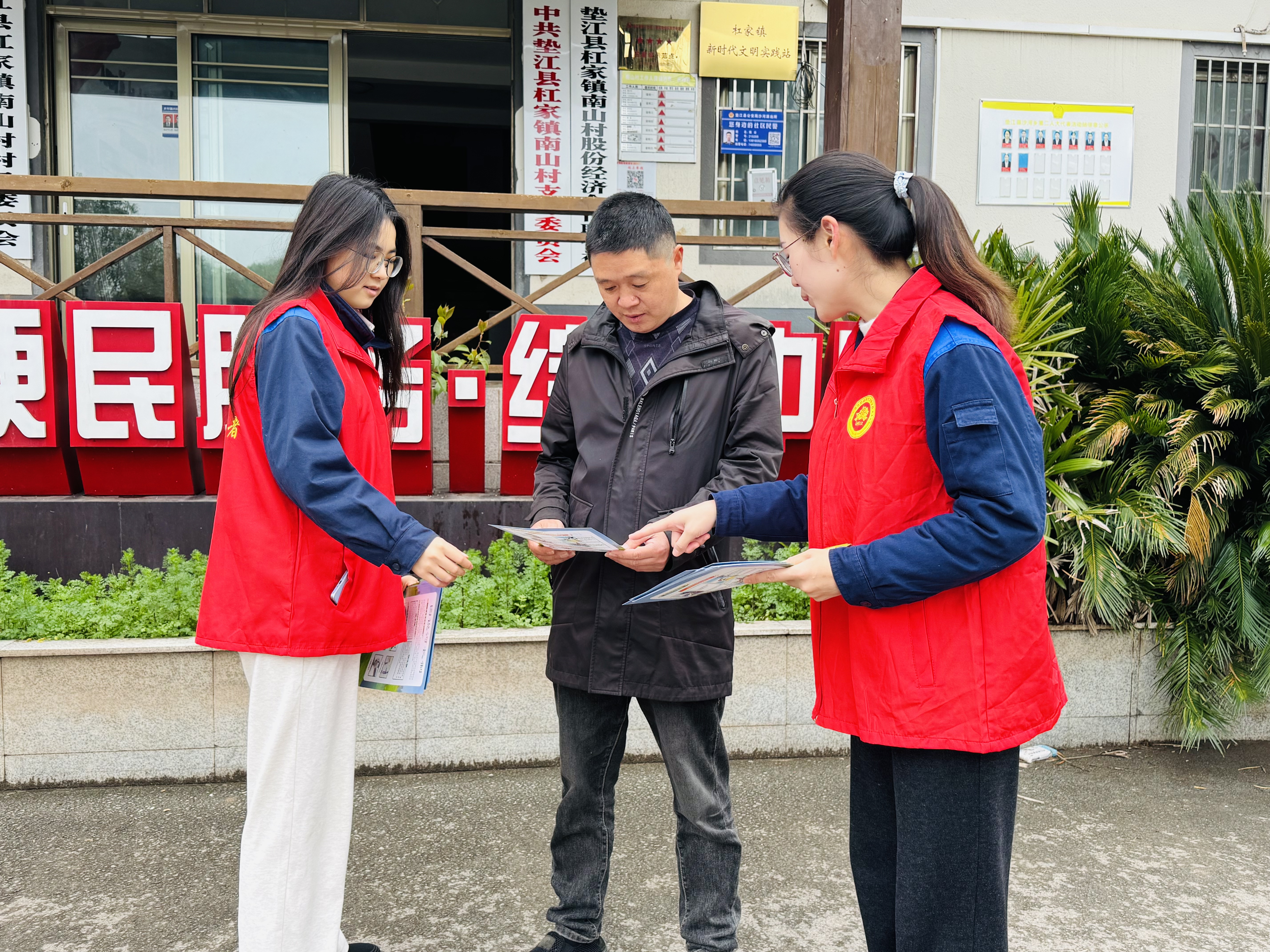 483e4bd67b84119b8b557fe1cf224323.jpg 483e4bd67b84119b8b557fe1cf224323.jpg